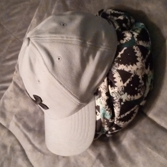 Mens Under Armour Golf White Stretch Hat Heatgear Size LG/XL - Picture 2 of 6